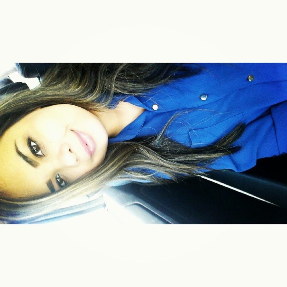 Meet your Posher, Alejandra